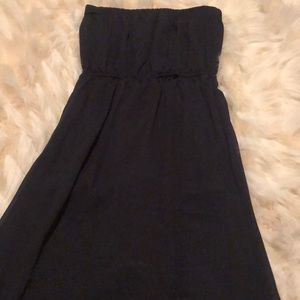 Navy strapless dress!